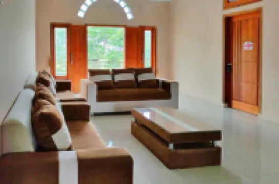 RedDoorz Near Agrowisata Kebun Teh Dieng Hotels in Kejajar