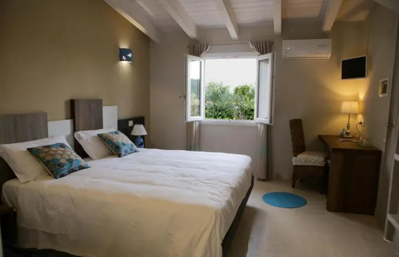 阿維翁家庭旅館