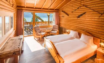 Hotel Lindenhof by Crossworld AG