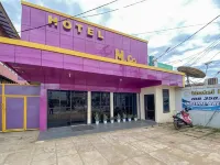 RedDoorz @ Merauke City Center Hotels in Мерауке