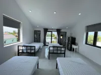 Moon House Villa Hotels in TT. Vinh Dien
