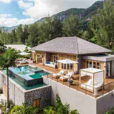 L Escale Resort Marina & Spa Hotel Exterior