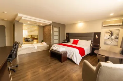Hôtel le Voyageur Hotels in Sept-Îles