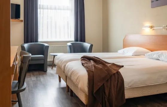 德劍池波特酒店