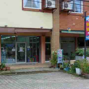 Wan Wan Place Hotel Exterior