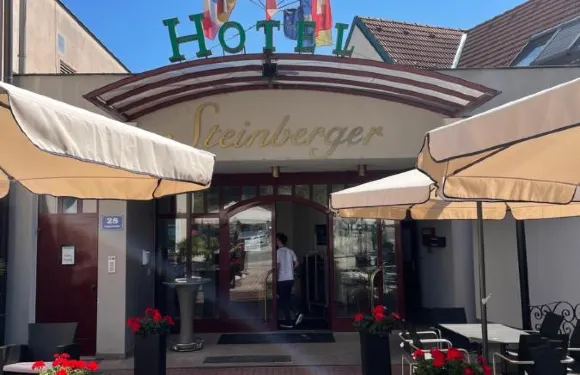 達斯坦伯格酒店