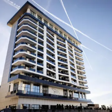 Green Side Apart Hotel