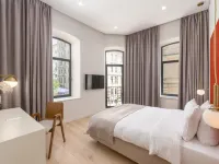 Sophia Hotel Kyiv 聖アンドリーイ教会周辺のホテル