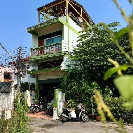 Karma Home Hostel