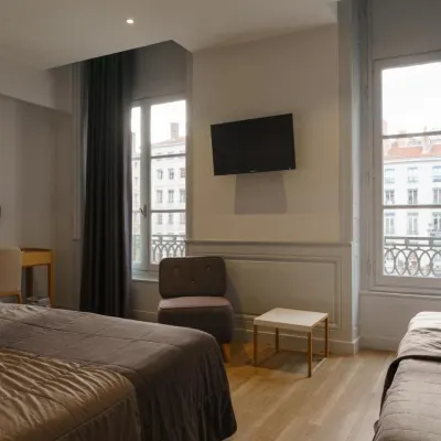 Hotel du Théatre Hoteles cerca de Centro de Lyon