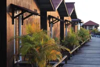 Derawan Fisheries Cottage Hotel di Berau