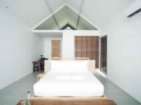 ลิตเติ้ลมูน วิลล่า โรงแรมในเกาะหมาก