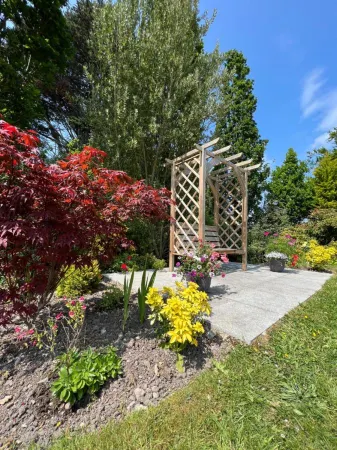 The Lucan Spa Hotel Отели в г. Данбойн