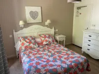 Hotel les Marronniers Hotels in Lanarce