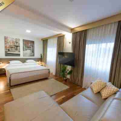 雅倫湖飯店 Rooms