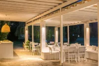 Skiathos Holidays Suites & Villas