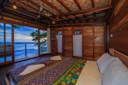Tevana House Reef