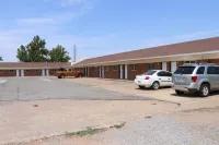 Western Motel - parking