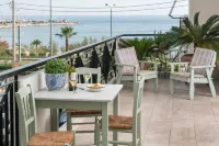 Unique Flat with Sea View at Edem Beach - A Seafront Property by Athenian Homes Hotels in Palaio Faliro