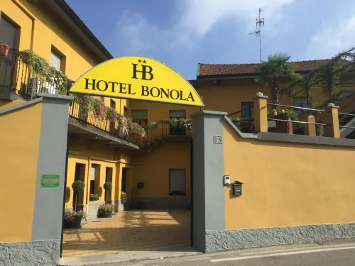 Hotel Bonola Hotels in Pero