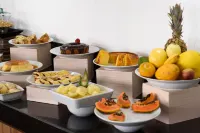 Plaza Suite Hotel - breakfast