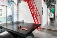 The Social Hub Maastricht - С тренажерным залом