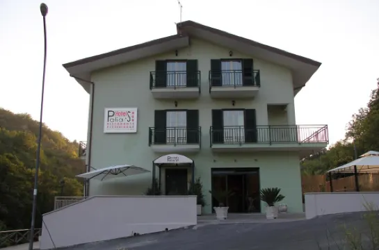 Palia's Hotel - 3-Star
