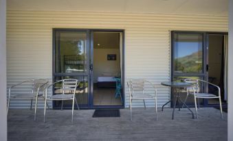 Akaroa Top 10 Holiday Park