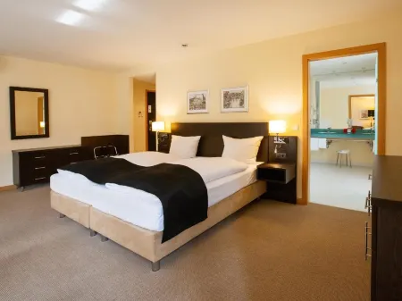 Dormero Hotel Altes Kaufhaus Lüneburg Отели в г. Адендорф