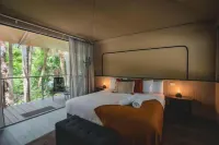 Tiona Holiday Park Hotel a Green Point