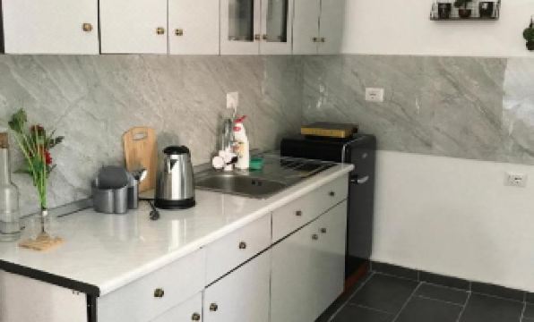 GuestHouse "Shtëpia ime"