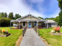 Peter's Farm Lodge - 2 звезды