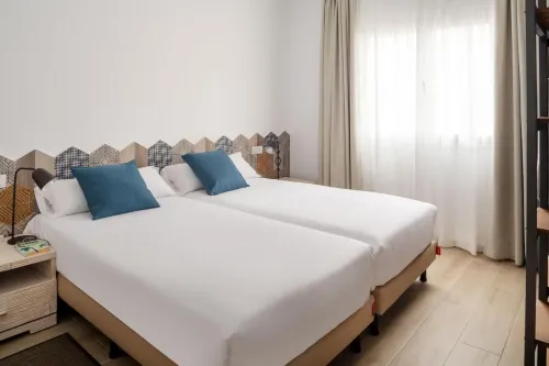 Nazaret Urban - 3-Star