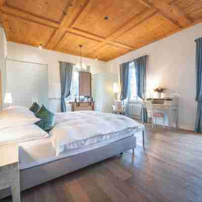 Hôtel & Restaurant Château Salavaux Rooms
