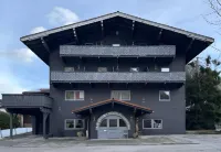 Two Brothers Inn Hotels in Pertisau