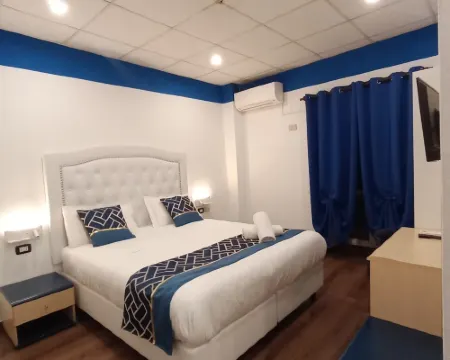 Hotel Veronese โรงแรมในเจนัว