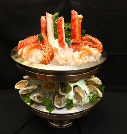 Salvatores Grand Hotel Отели в г. Эйкрон