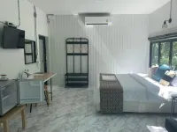 Muaan Resort Hotels in Si Prachan District