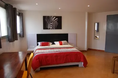 Maison d'hôtes Opanoramic Hotels near Touba Action Group AMF Senegal