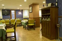 Hotel Clemente فنادق في Barbastro