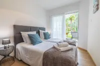 Madame Vacances les Palmiers du Golf Service Premium - Apartments