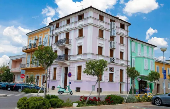 卡斯特羅別墅公寓酒店