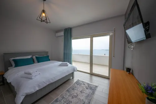 Aerial Hotel & Spa