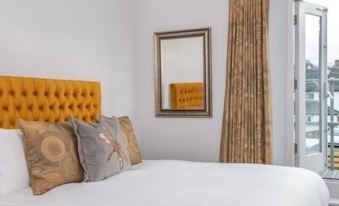 Keswick Lake Road Apartments - Housity