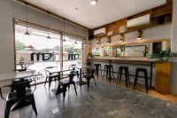 Madonna Hometel and Suites New Pandan فنادق في Mabini