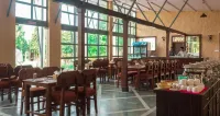 Royal Tiger Luxury Resort - breakfast