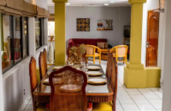 Aparthotel Guijarros - Parking