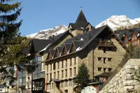 Snö Villa de Sallent 4 Hotels in Formigal