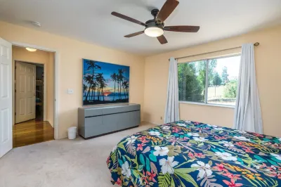 Casa Del Lago - Only 200 Yards from the Beach