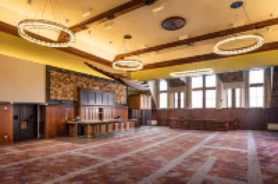 The Richardson Hotel